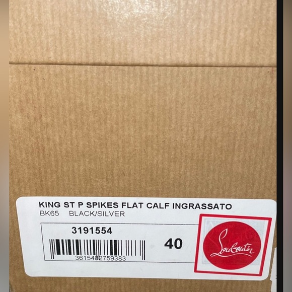 LOUBOUTIN SPIKED BOOTS - Picture 4 of 13